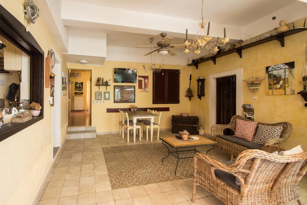 Casa Segota Hotel Veli Iž Екстериор снимка